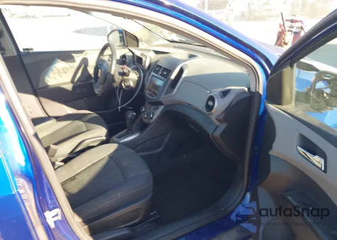 2013 Chevrolet Sonic Lt Auto z USA, uszkodzony, nr VIN 1G1JC5SB2D4169581